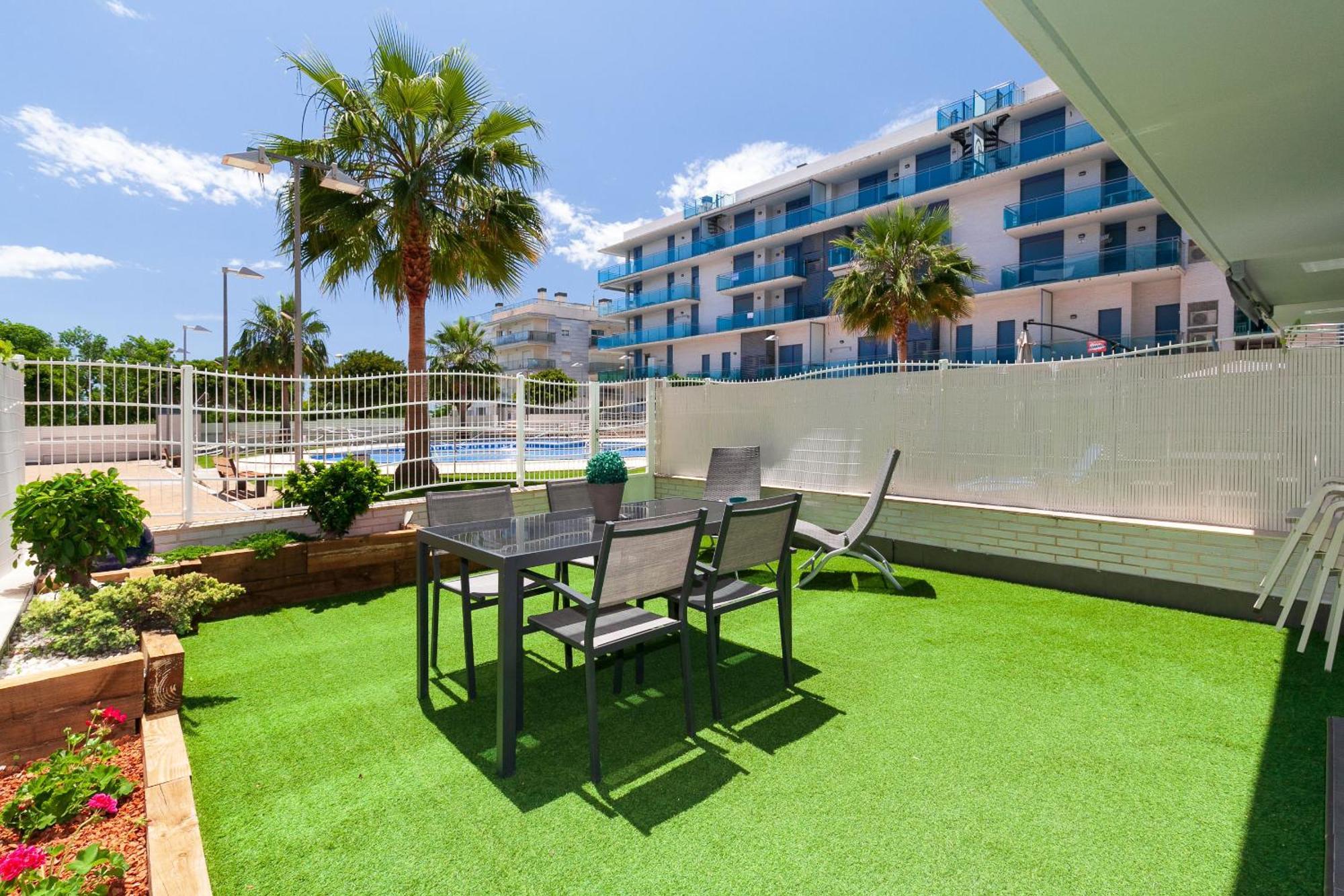 Apartment Uhc Mar Augusta Family Complex *