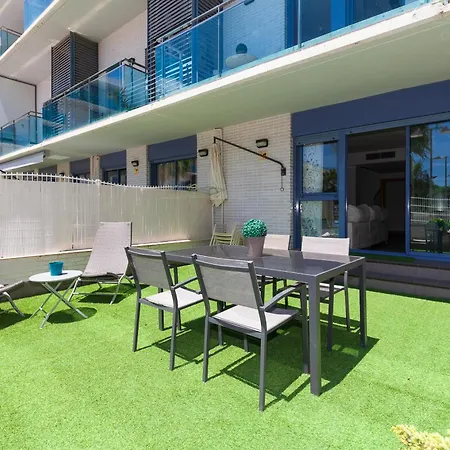 Uhc Mar Augusta Family Complex Apartment Cambrils Room photo