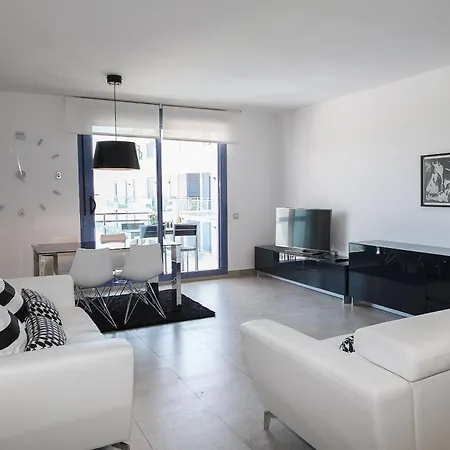 Uhc Mar Augusta Family Complex Apartment Cambrils Room photo